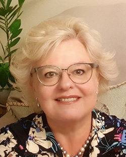 Каверина Валерия Витальевна — доктор филологических наук, доцент